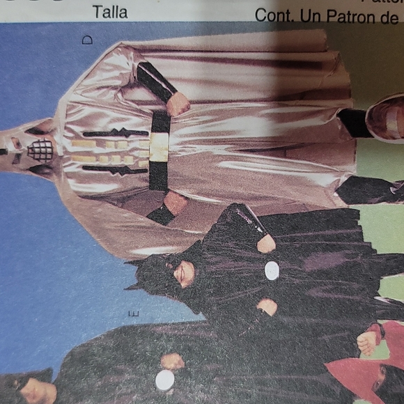 McCall's Costumes..Superheroes - Picture 3 of 7